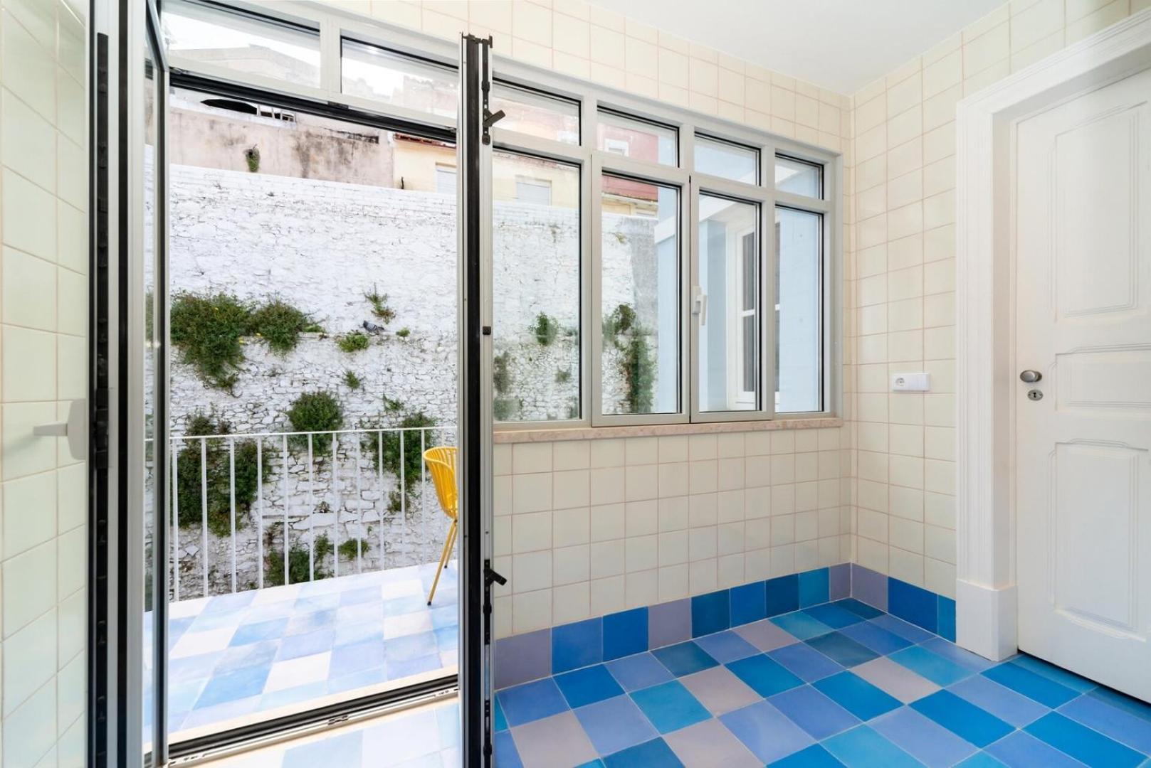 Apartamento Pretty Penthouse On A Quiet St Close To Everything Lisboa